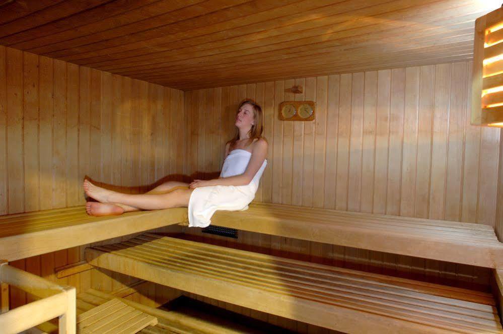 Sport Hotel Pampeago テーゼロ エクステリア 写真