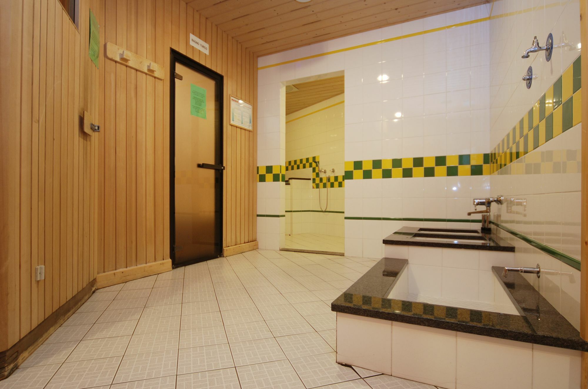Sport Hotel Pampeago テーゼロ エクステリア 写真