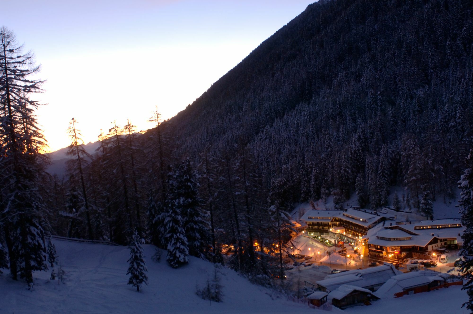 Sport Hotel Pampeago テーゼロ エクステリア 写真